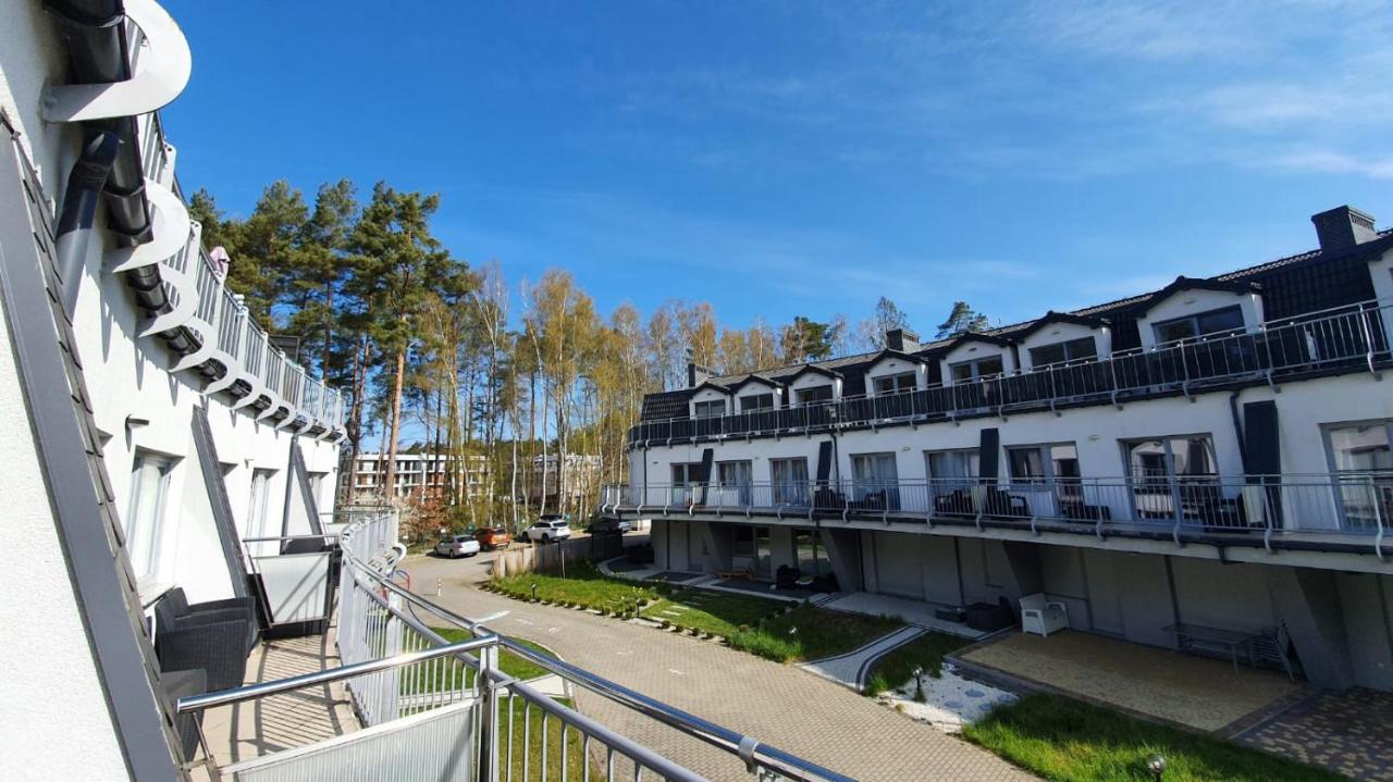 Apartamenty z tarasami Miętowy spokój 15, Romantyczna szarość 16, Niebieska elegancja 17 Pobierowo Exterior foto